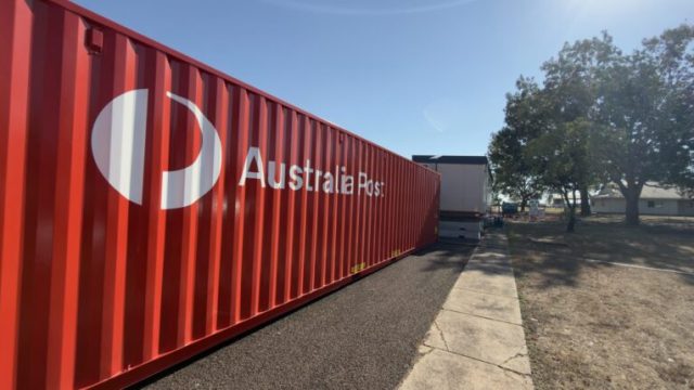 Australia Post открыла посылочный центр на базе ВВС