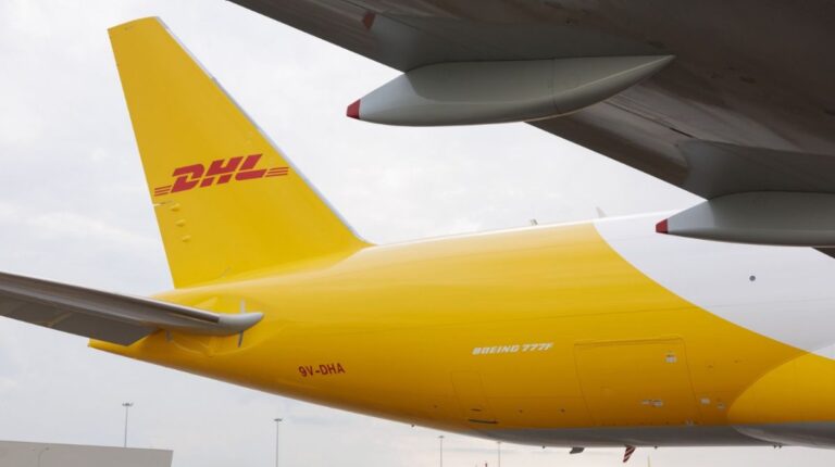 DHL Express начнёт использовать экологичное авиационное топливо для международных рейсов из Сингапура