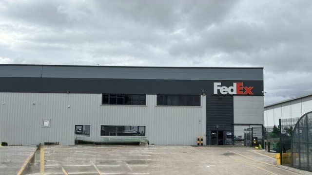 FedEx открыла современный логистический объект в Манчестере