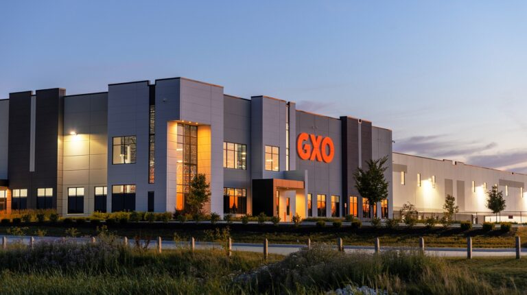 GXO будет управлять складскими операциями на заводе BMW Group в Суиндоне