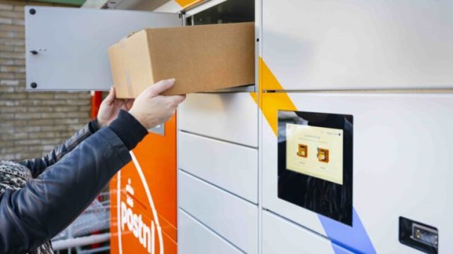 Hoogvliet установила постаматы PostNL в магазинах по всей Нидерландам