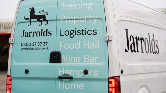 Jarrolds Logistics открыла новый объект для развития доставки посылок на следующий день