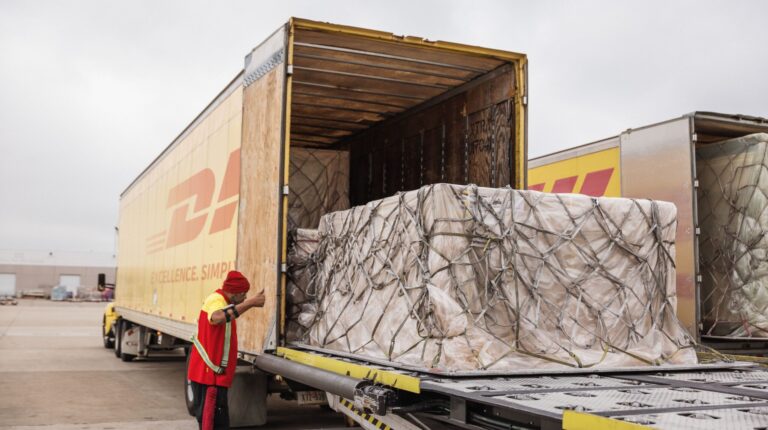 Leidos и DHL создали альянс для участия в тендере на контракт по логистике для оборонного ведомства Великобритании