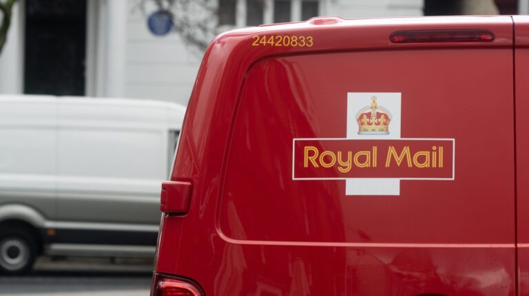 Ofcom начал расследование из-за невыполнения Royal Mail нормативов доставки