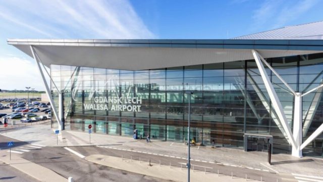 Poczta Polska заключила новый трёхлетний контракт на обеспечение безопасности в аэропорту Гданьска