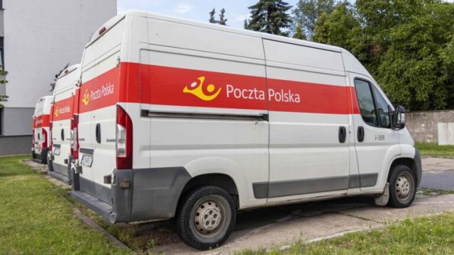 Poczta Polska начала закупку новых автомобилей
