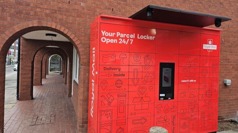 Royal Mail и UPP установят почтоматы в студенческих общежитиях