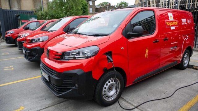 Royal Mail сократила выбросы на одну посылку на 20% в 2024–2025 годах