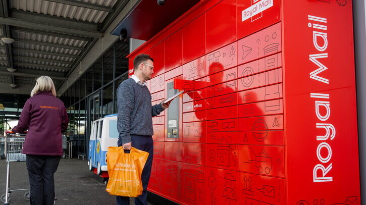 Royal Mail устанавливает постаматы в магазинах Sainsbury’s в Великобритании