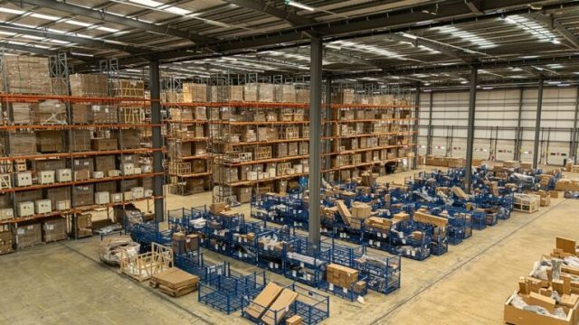 XPO Logistics будет оказывать MG Motor услуги складской логистики и доставки запчастей