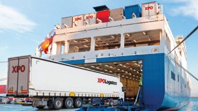 XPO Logistics увеличивает трансграничные мощности с помощью современных контейнерных прицепов