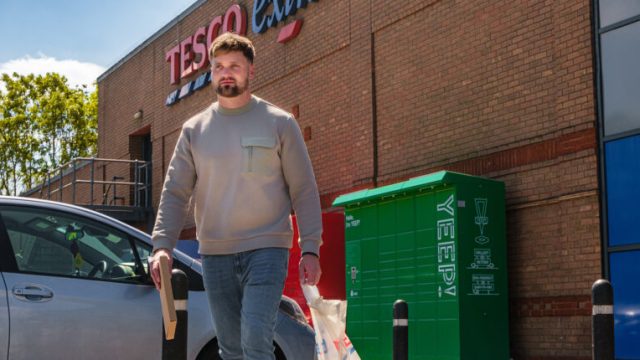 Yeep! и Tesco установят почтоматы в 30 магазинах