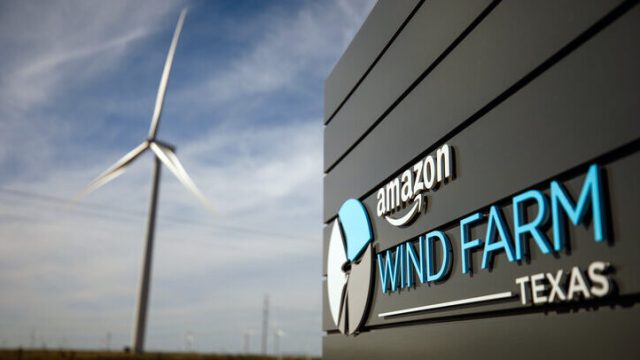 Amazon достигла цели по использованию возобновляемой энергии на семь лет раньше срока