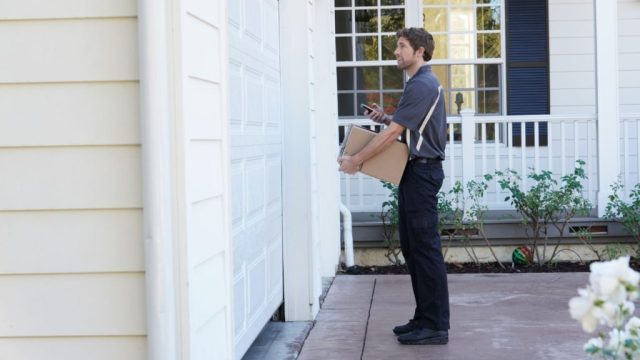 Amazon представляет продукты для бесконтактного доступа и доставки в дом