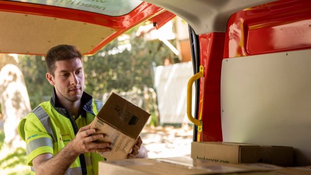 Australia Post запускает доставку по выходным