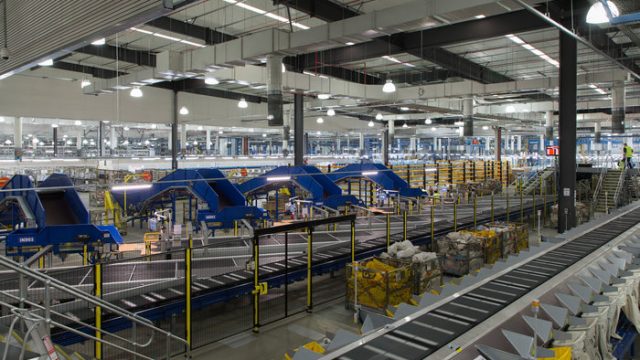 Australia Post инвестировала в новую сортировочную машину для посылок