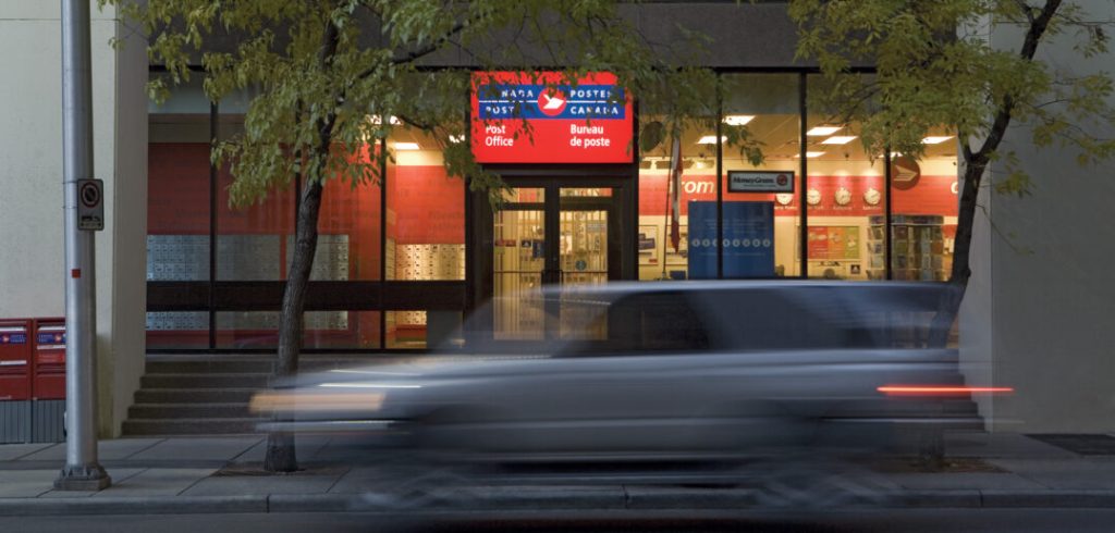 Canada Post зафиксировала убыток в размере 107 млн канадских долларов в первом квартале 2023 года