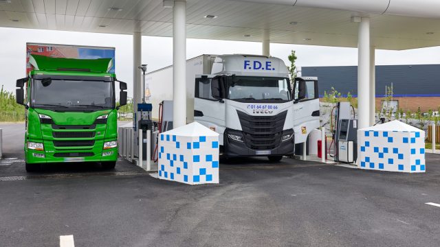 CEVA и партнёры тестируют экологичную сеть автомобильных грузоперевозок
