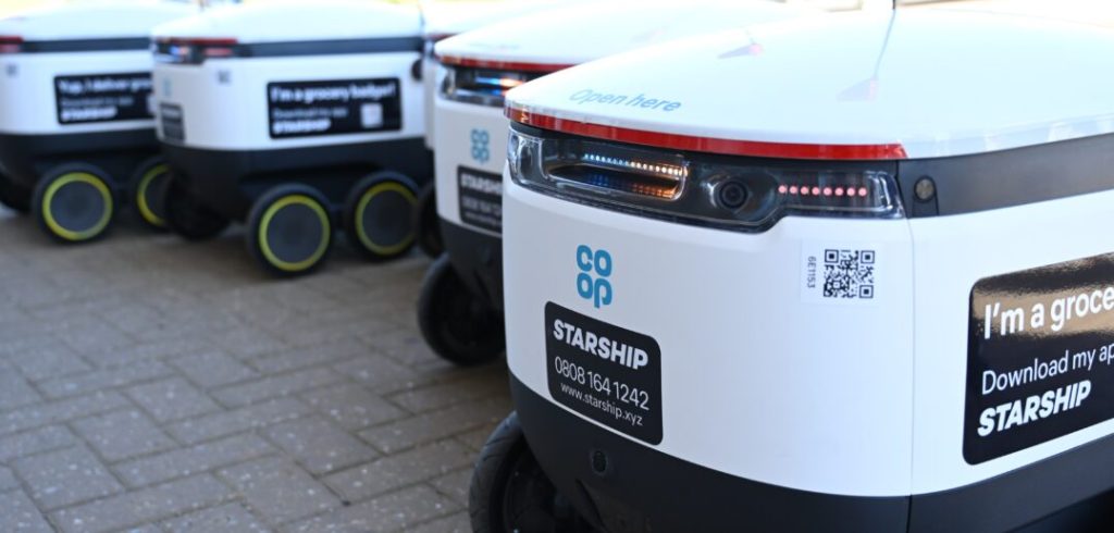 Co-op и Starship запустили доставку роботами в Бедфорде и Кемпстоне