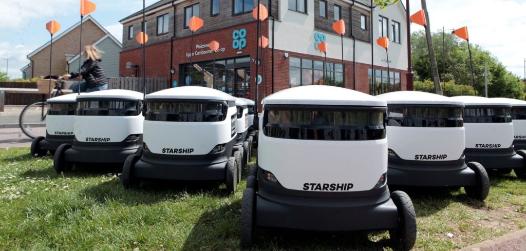 Co-op тестирует автономных роботов для доставки на дом