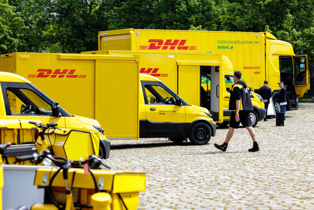 Deutsche Post DHL ввела в эксплуатацию 20-тысячный электромобиль