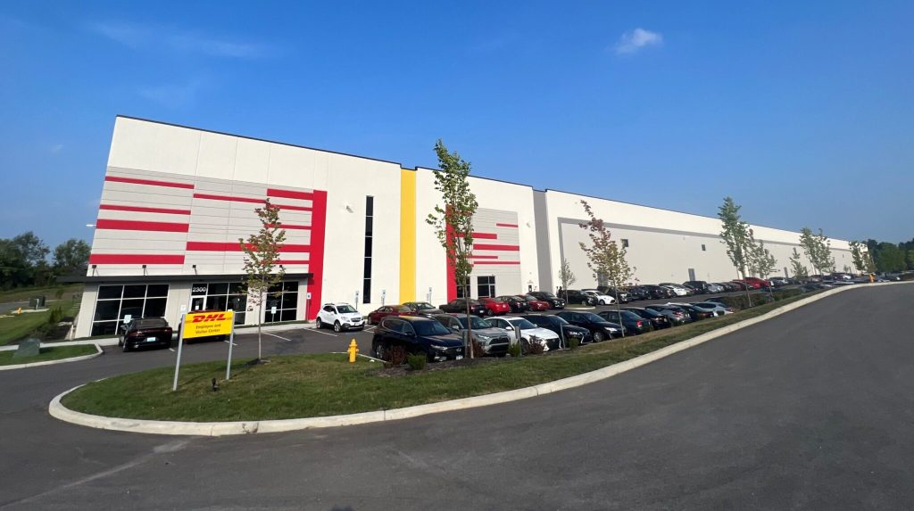 DHL eCommerce открыла крупнейший сортировочный центр рядом с аэропортом Цинциннати/Северного Кентукки