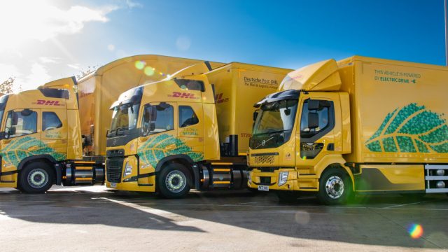 DHL Parcel UK получила шесть электрических грузовиков и 30 тягачей на СПГ