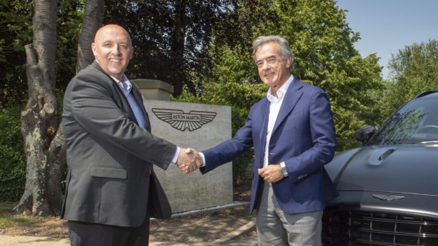 DHL Supply Chain добавила в автопарк Aston Martin восемь грузовиков на биометане