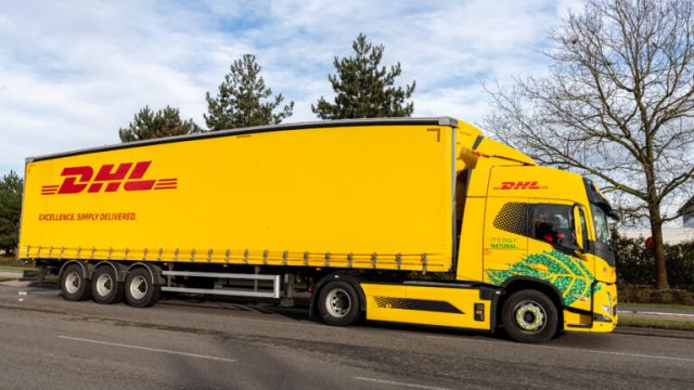 DHL Supply Chain заключила контракт с Suntory Beverage & Food