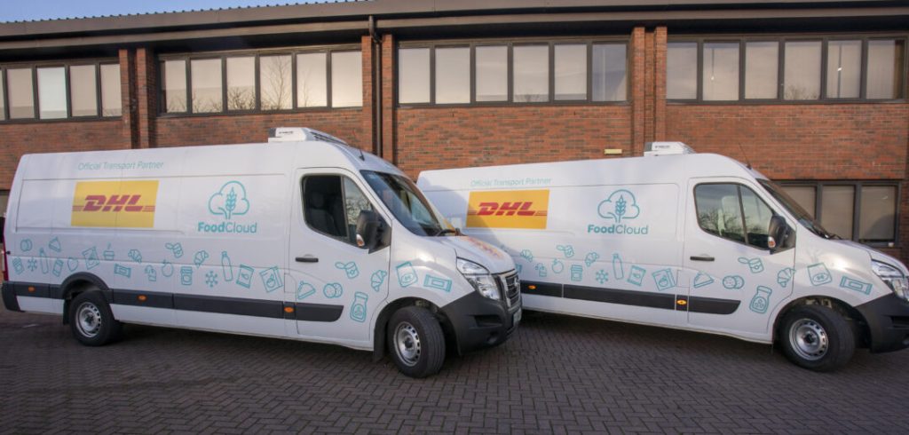 DHL Supply Chain профинансирует 11 фургонов для перераспределения продуктов в Ирландии
