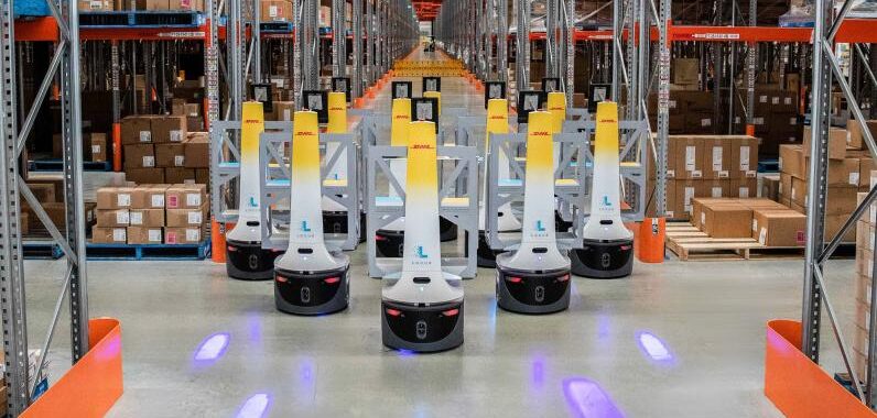 DHL и Locus Robotics внедряют автономных мобильных роботов в Австралии