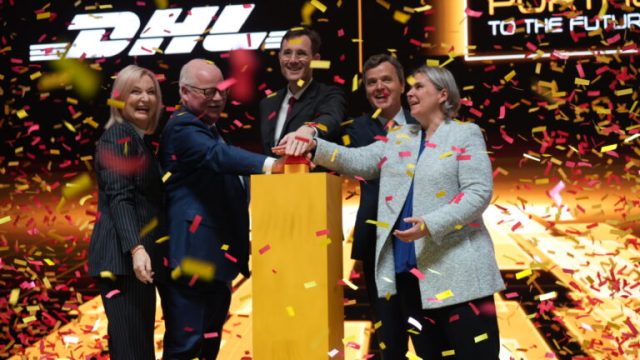 DHL открыла международный логистический центр в Польше