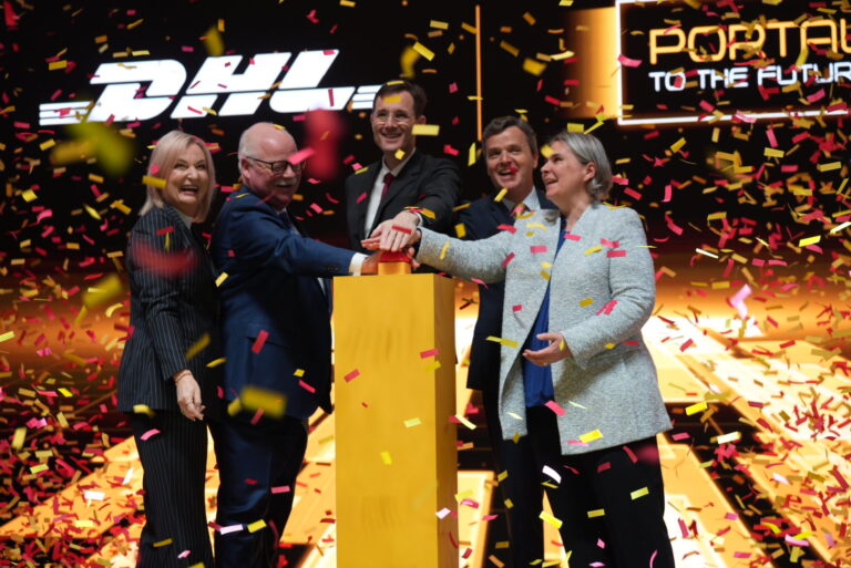 DHL открыла международный логистический центр в Польше