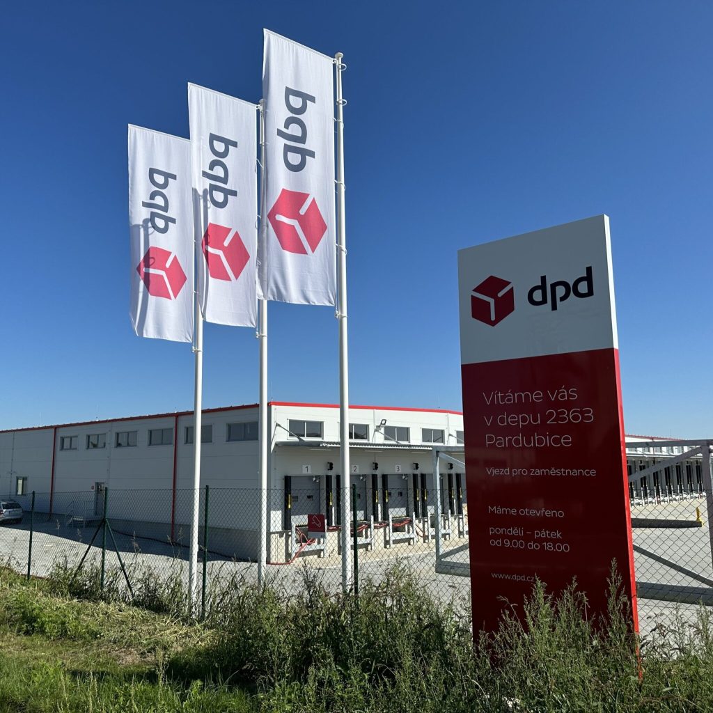 DPD CZ открыла крупнейший сортировочный центр в Чехии