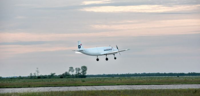 Dronamics и Emirates Post Group испытали доставку дронами на средние и дальние расстояния