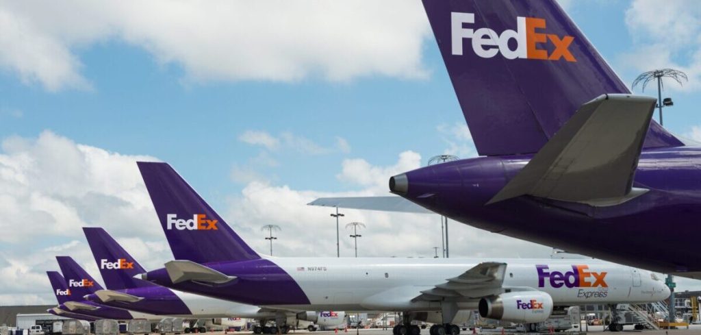 FedEx Express добавила новые рейсы и увеличила провозные мощности перед пиковым сезоном