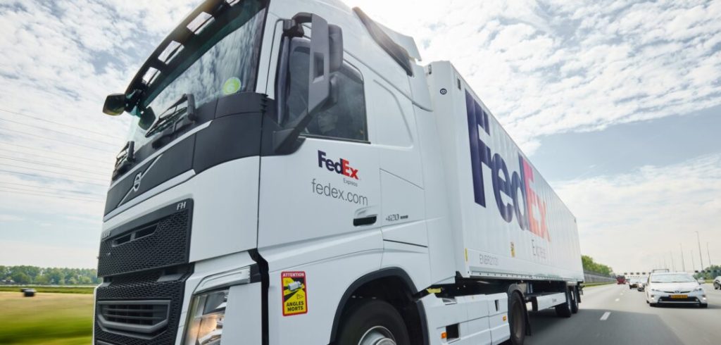 FedEx Express начал использовать возобновляемое дизельное топливо для магистральных грузовиков