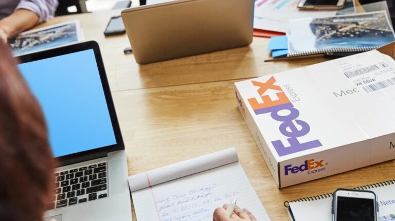 FedEx запустила платформу для управления электронной торговлей на основе данных