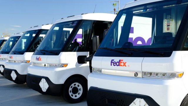 FedEx получил первые электрические малотоннажные фургоны BrightDrop