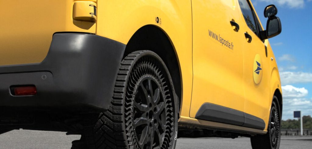 La Poste оснастит 40 фургонов безвоздушными шинами Uptis