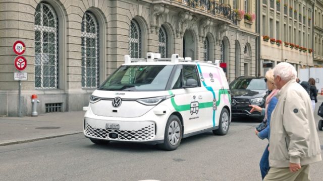 Loxo и Planzer запустили коммерческую автономную доставку в Европе