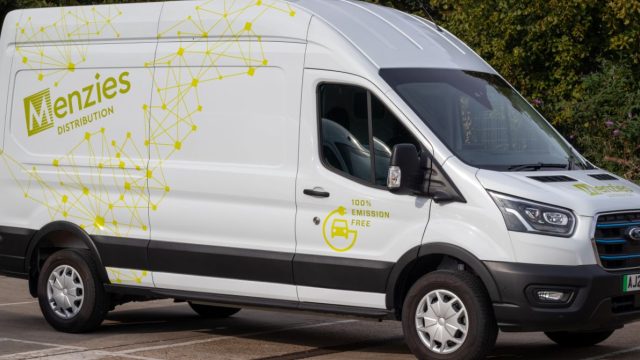 Menzies тестирует Ford E-Transit