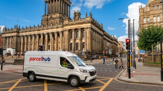 Parcelhub открыл сортировочный центр в Лидсе