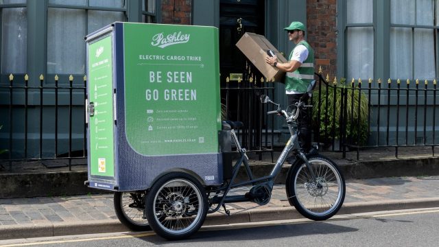 Pashley начала производство электрических грузовых трициклов для доставки на последней миле