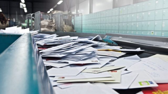 PostNL намерена сохранить доступность, надёжность и приемлемую стоимость почтовых услуг