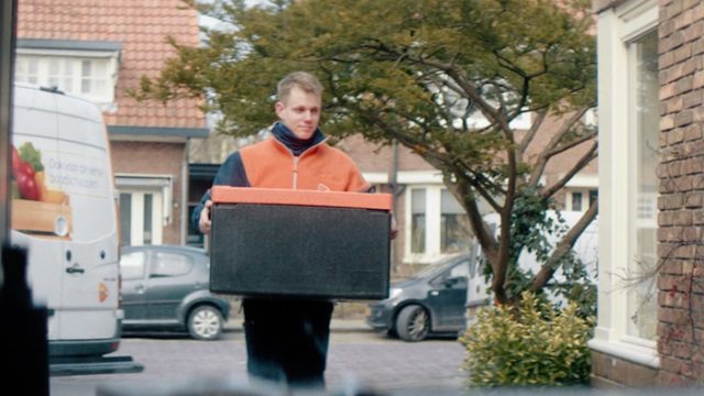 PostNL расширяет доставку продуктов по утрам