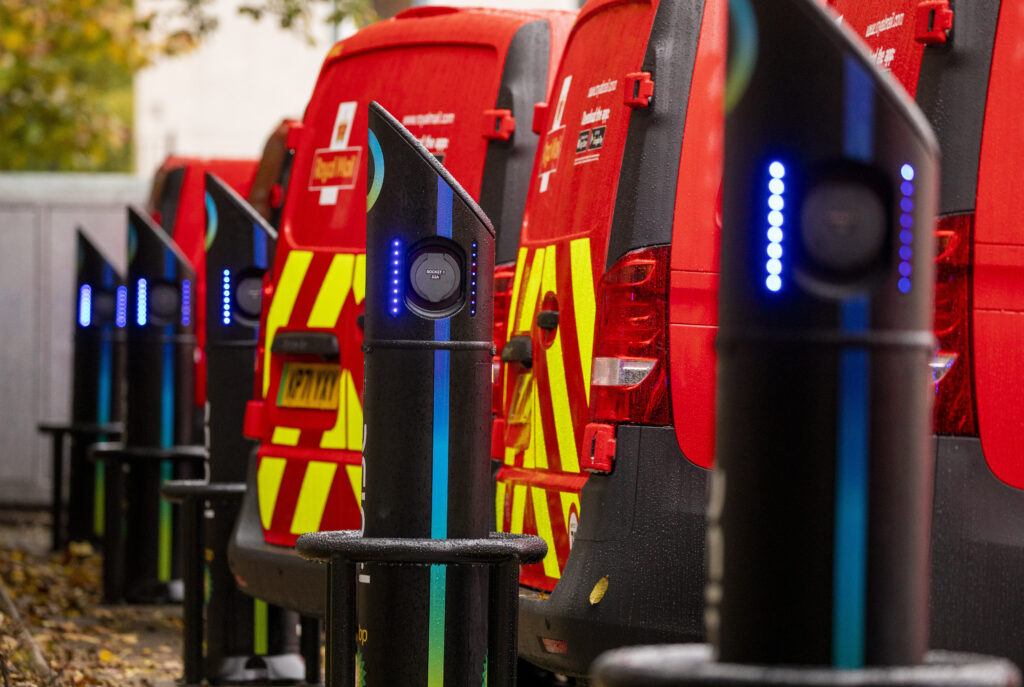 Royal Mail перевела весь автопарк отделения в Говане на электромобили накануне COP26 в Глазго