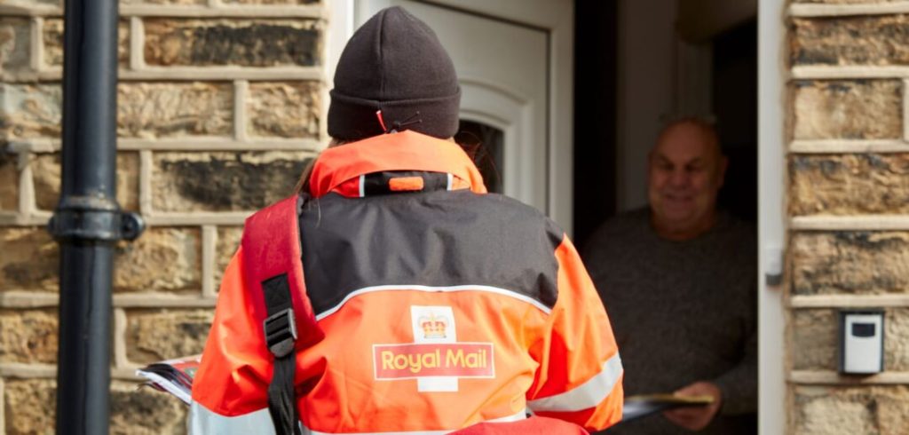 Royal Mail получила контракт HM Passport Office