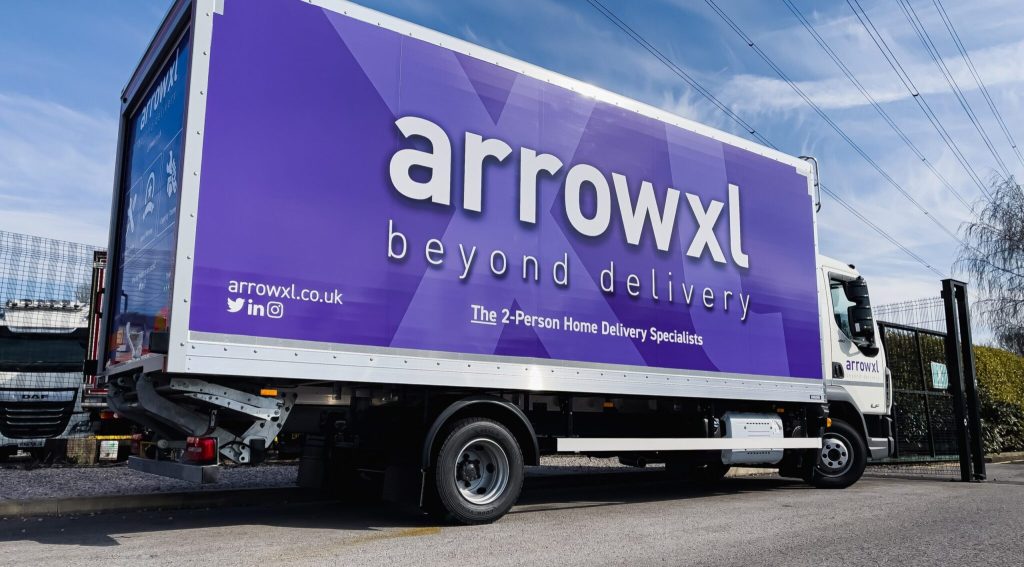 Scurri и ArrowXL расширяют услуги по доставке крупногабаритных товаров двумя сотрудниками