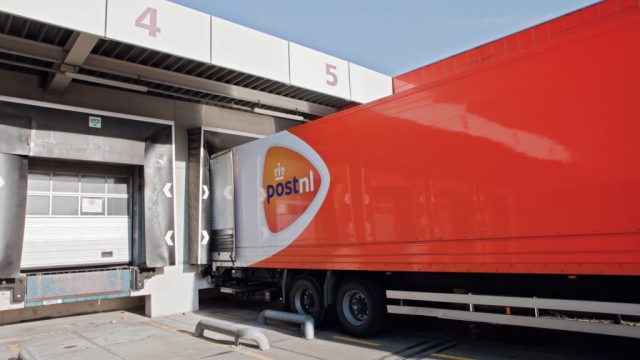 PostNL инвестирует в устойчивое будущее, закупая четыре миллиона литров биотоплива